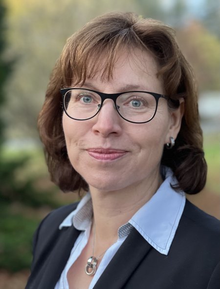 Portraitfoto von Birgit Wegner, Rechnungswesen bei der SSC Sägenstahlcenter GmbH